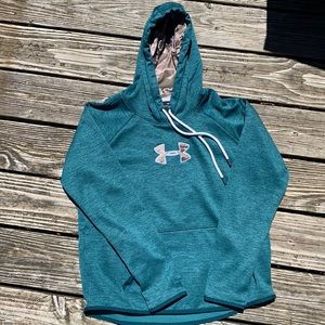 Under Armour Sweatshirt